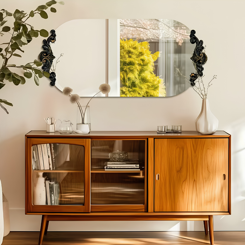 Miroir ancien baroque en laiton orné | Octavie