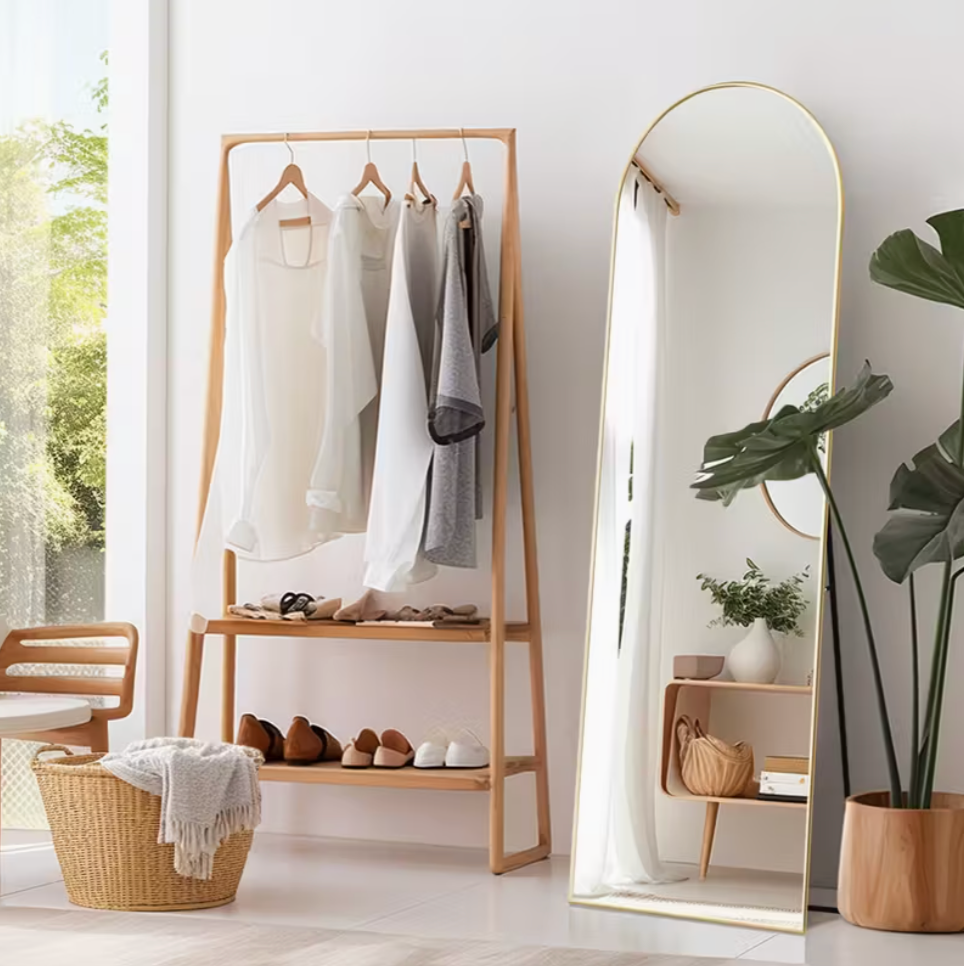 Miroir sur pied arche noir doré | Calliope
